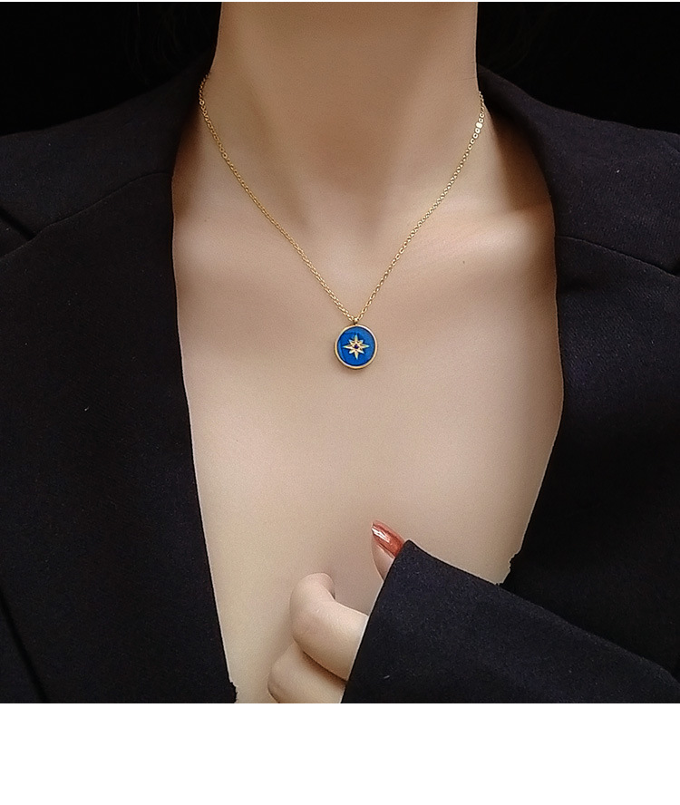 Collier En Diamant Bleu Ciel Huit Étoiles Mans En Acier Au Titane Plaqué Or Véritable 18 Carats En Gros Nihaojewelry display picture 2