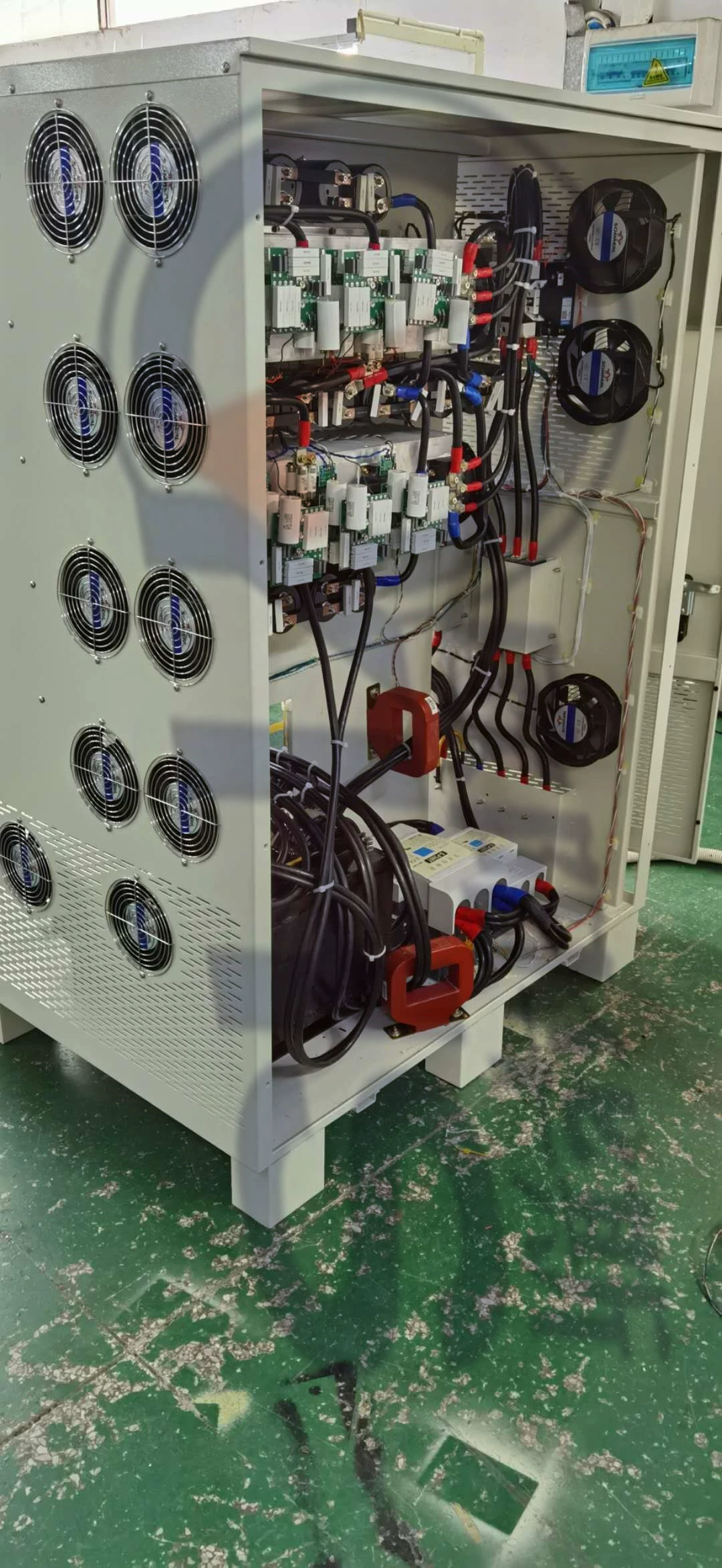 Специализируется на производстве переменного напряжения и преобразования частоты | От 50 Гц до 60 Гц | От 220 В до 380 В | Промежуточная частота 400 Гц | Ouyang Huasi