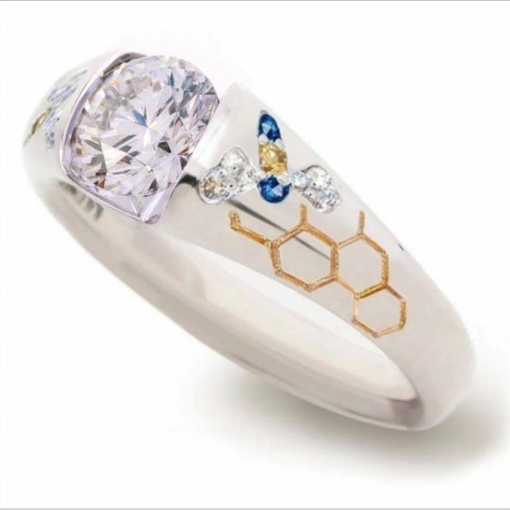 blue-bee-honeycomb-inlaid-jewel-ring-simple