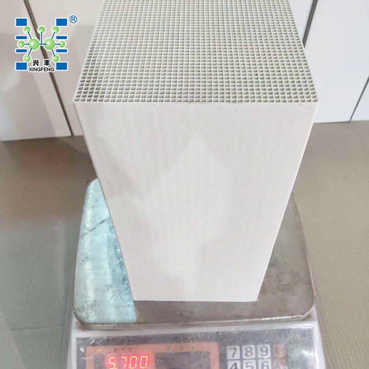 致密型蜂窝陶瓷蓄热体1.jpg