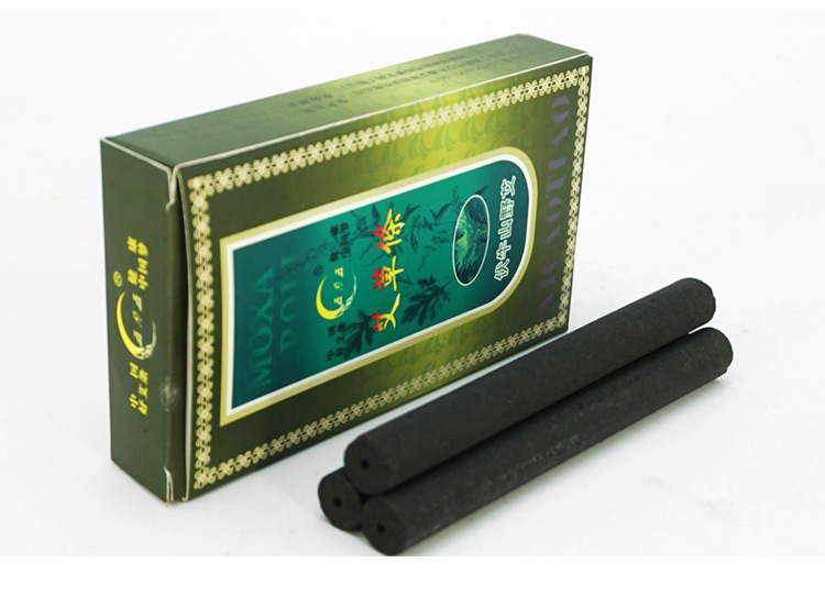 Low-Smoke Moxa Sticks 10 Pack 1.4cm Pure Ai Tiao for Warming Moxibustion in use