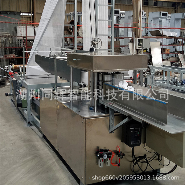Mechanical automatic high speed folding sheet non-woven cloth