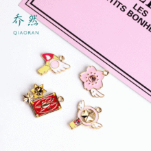 韓國自制款diy飾品配件滴油合金掛件吊墜魔法小櫻粉色法杖法術書