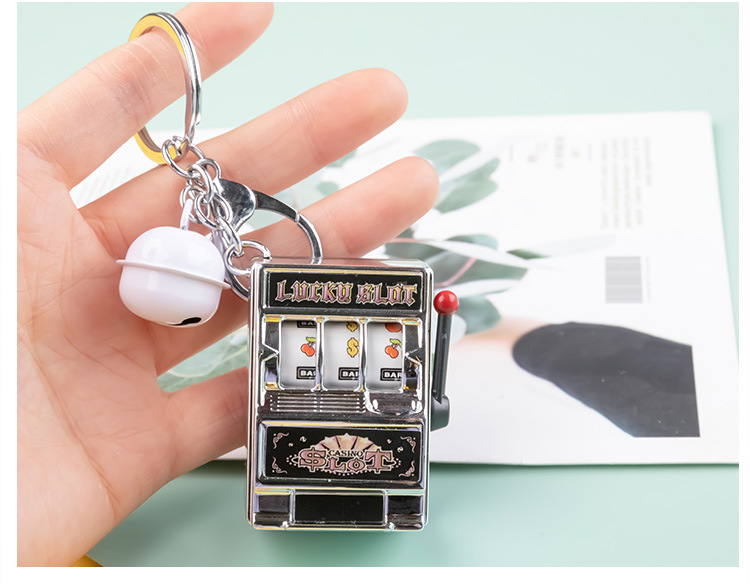 Officine Creative embossed-logo tote bag Green display picture 1