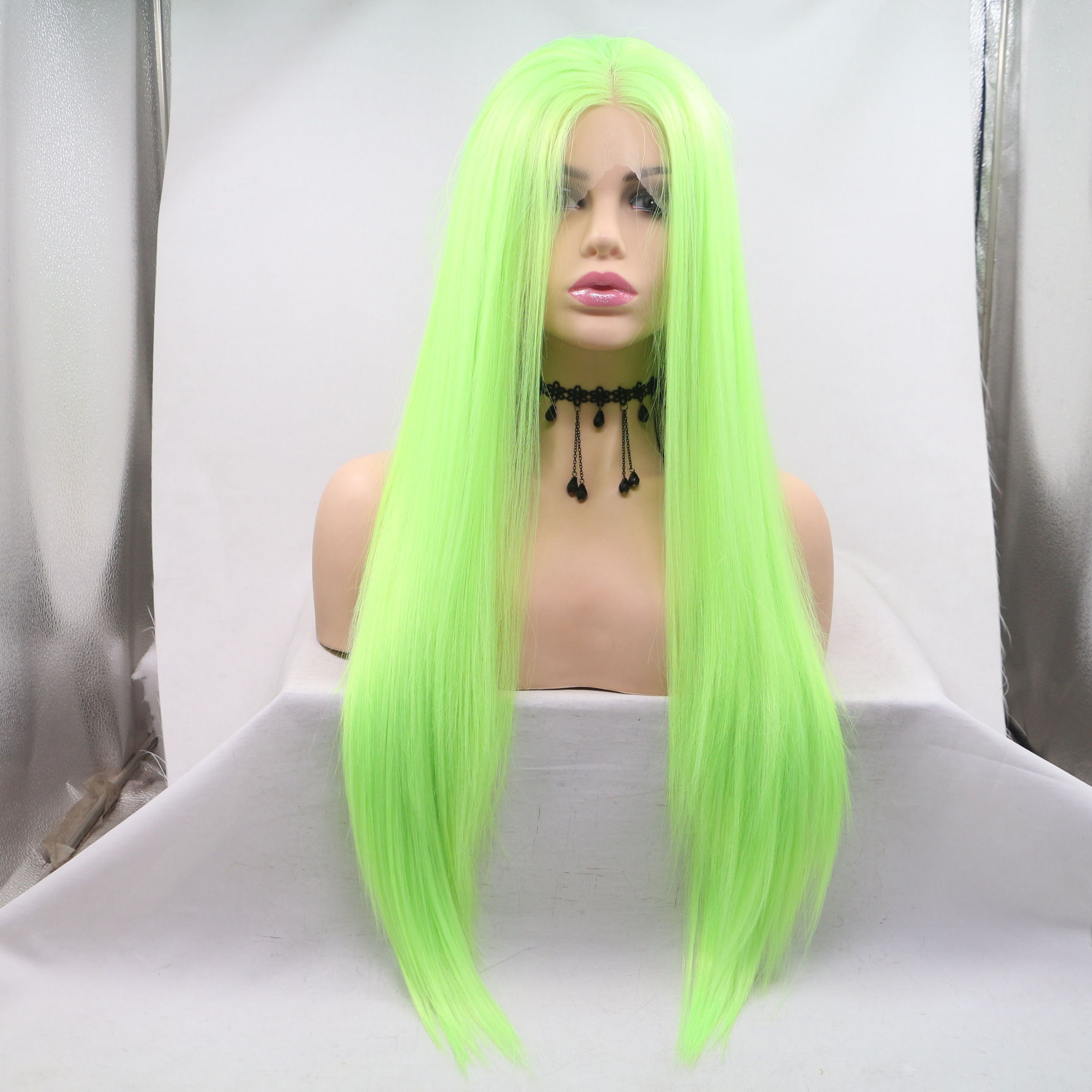 Comercio exterior Europa y América moda fibra química peluca mujer verde claro cabello largo cabello liso casco de seda de alta temperatura al por mayor