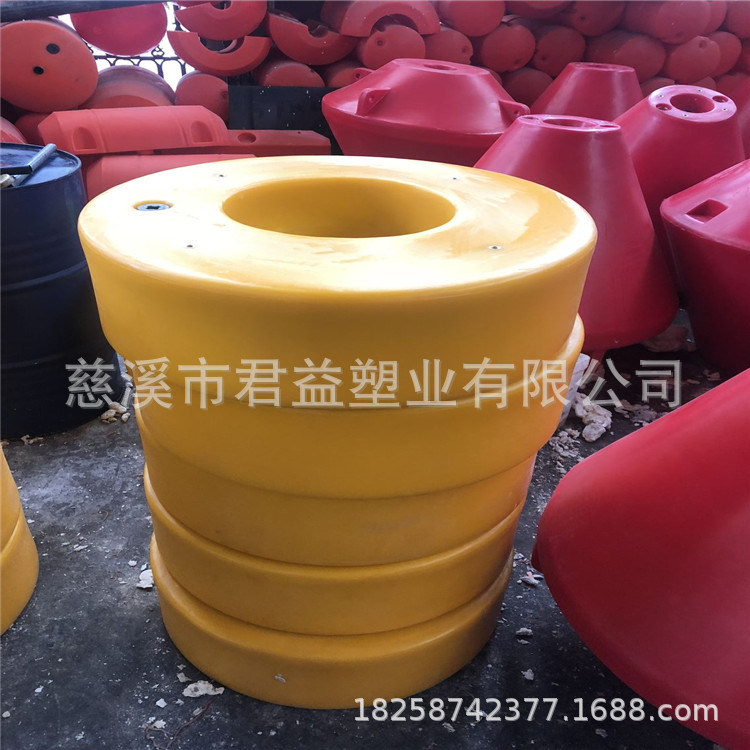 供应泳圈型状的塑料浮体 滚塑浮圈浮体  放设备泳圈浮体