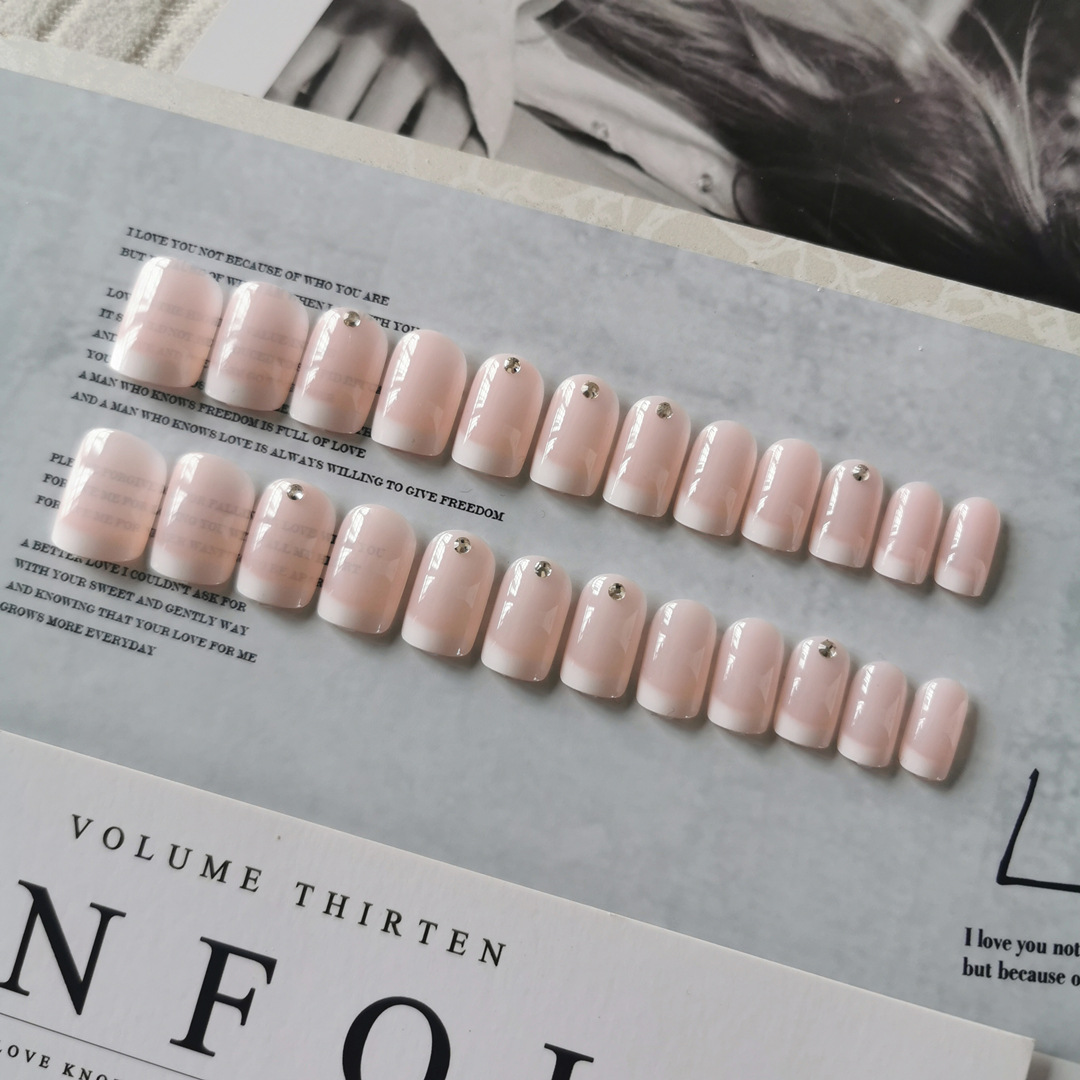 193-Francés desgaste romántico esmalte de uñas producto terminado producto desmontable Internet celebridad 24 piezas fototerapia falso parche de uñas novia