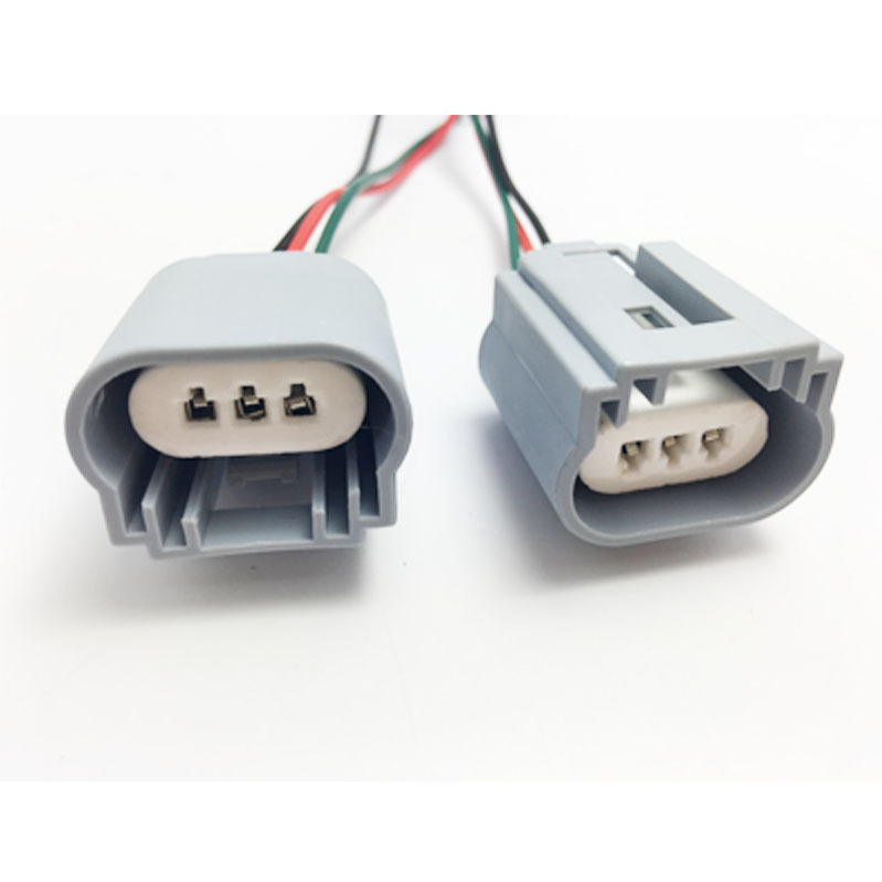 Car Lamp Holder H13/9008 Socket Headlight Ceramic Plastic Socket Female Base with Wire Connection Port High Temperature Resistance