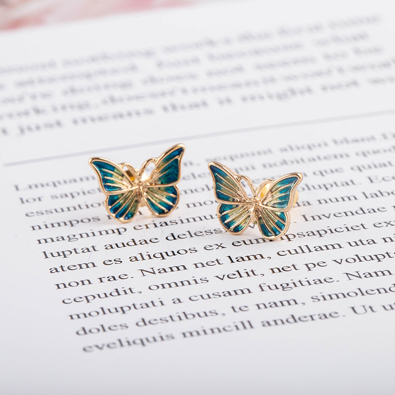 Butterfly Gradient S925 Silver Needle Fashion Earrings display picture 5