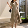 Women’s temperament slim fashion high waist pleated skirt