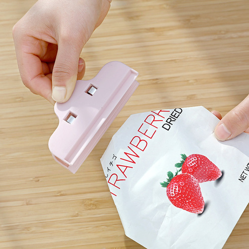 Kitchen finishing sealing clip sealer household plastic snack bag sealing clip plastic small clip floor stall