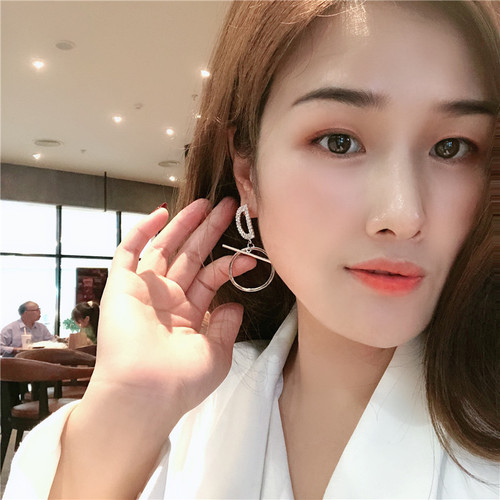 S925 Silver Needles Korean Dongdaemun New Fashion Asymmetric DO Ear Studs Image Personality Simple Earrings Earring Wire