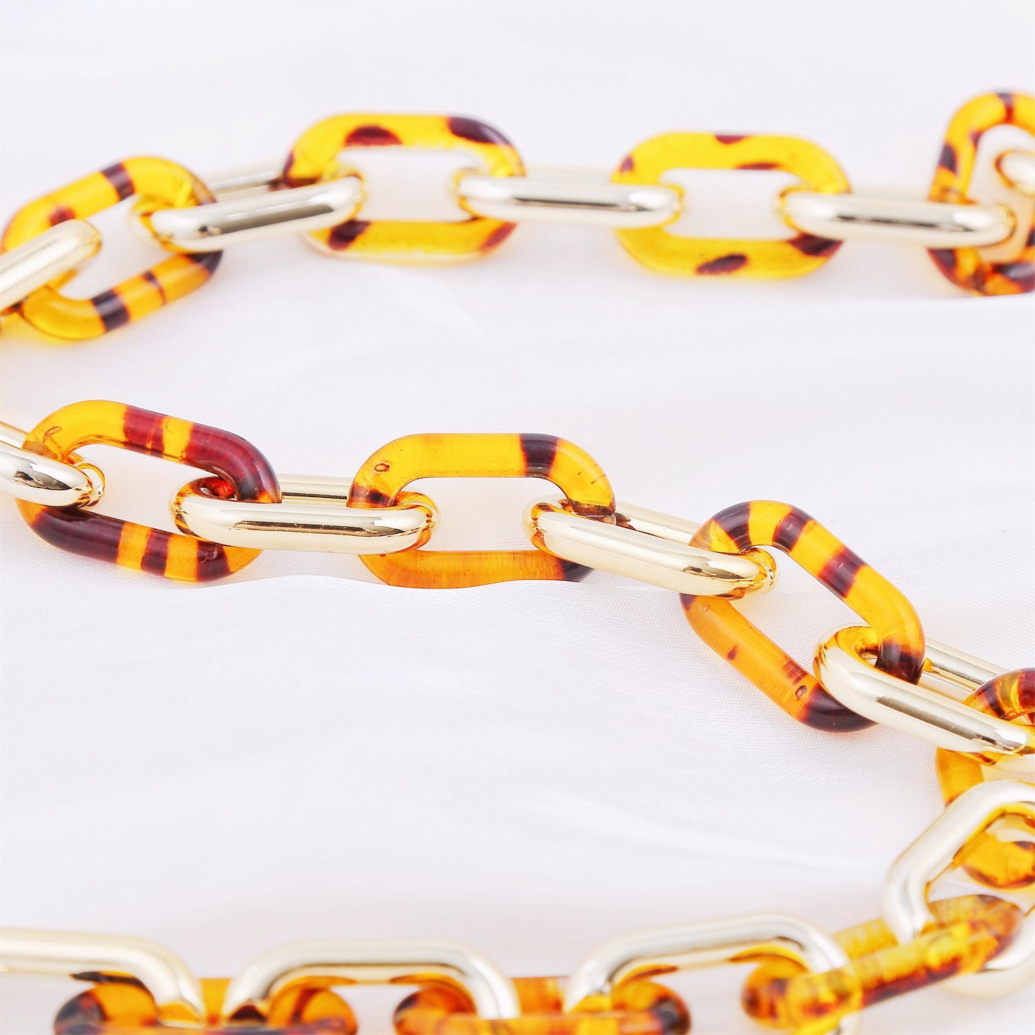 Personalised Acrylic Chain Necklace For Women Statement Jewellery_voghion.com