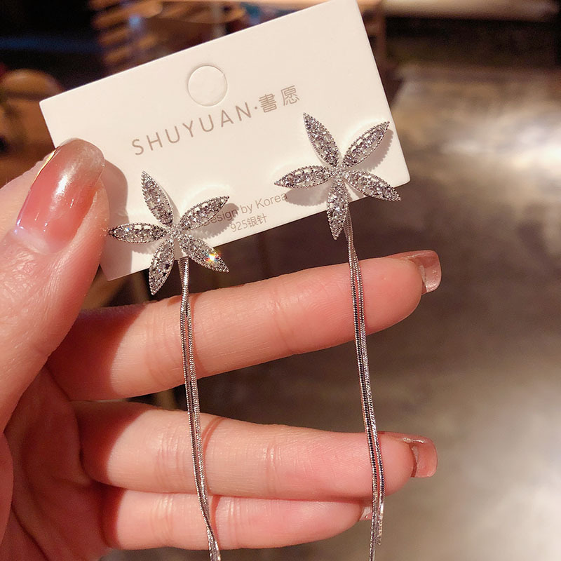 925 Silver Needle Diamond Five Petal Flower Long Tassel Korean New Fashion Wild Alloy Earrings For Women display picture 3