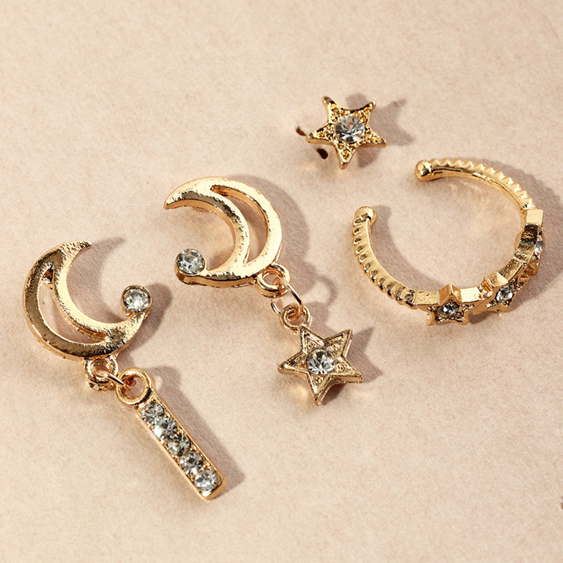 Pendientes De Luna De Estrella De Diamante Simple De Moda display picture 7