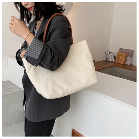 New Large-capacity Women's New Trendy Fashion All-match Shoulder Portable Tote Bag display picture 40