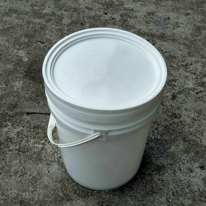 【百塑】机油桶生产厂家直销18L升带嘴润滑油桶18KG公斤机油桶