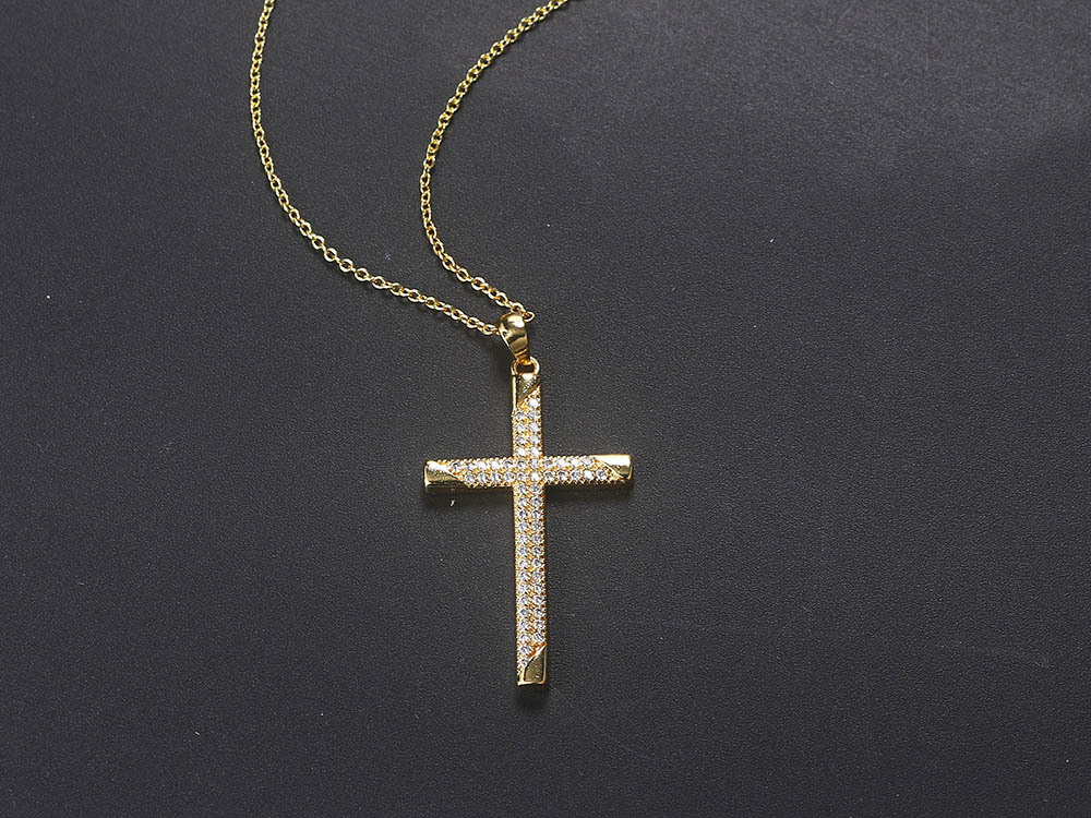 Fashion Cross Copper Inlaid Zircon Necklace display picture 2