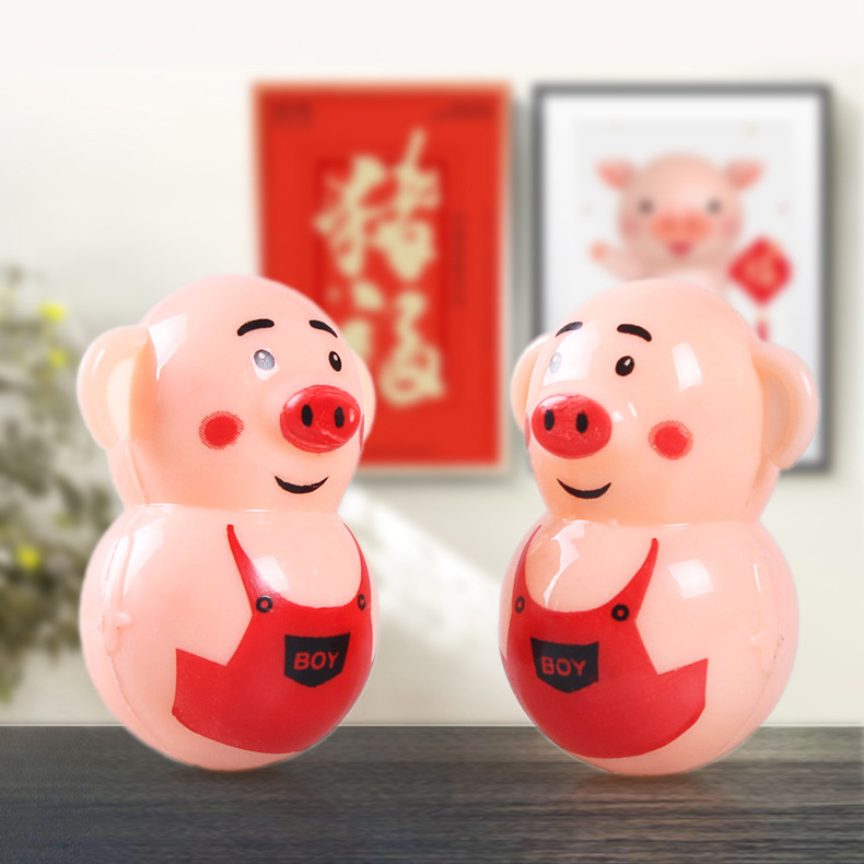 厂家直销专业生产赠品小玩具萌趣不倒翁海草猪热卖扭蛋胶囊礼品