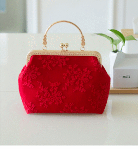 Wedding bag mother wedding bag female atmosphere red sail bag mouth gold bag finished product