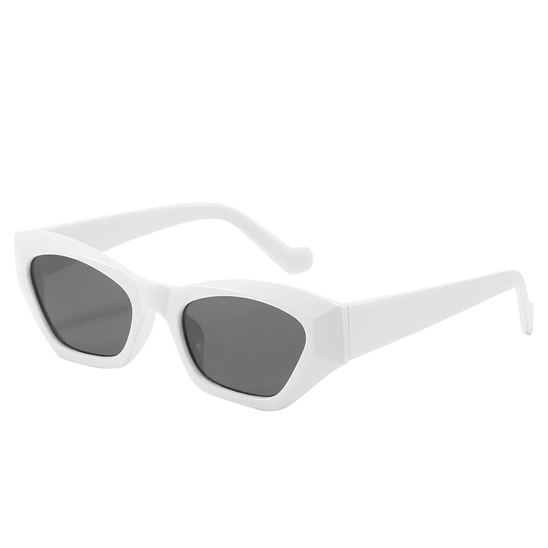Nuevo en stock transfronterizo gafas de sol de ojo de gato europeo y americano en línea estilo de Hong Kong gafas de sol de comercio exterior suministro directo de fábrica