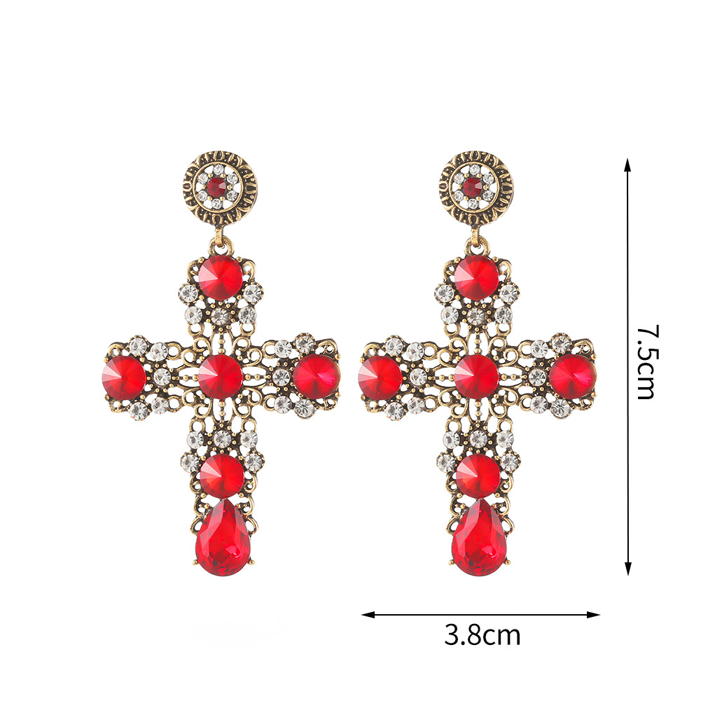 53155 Européen Et Américain Célèbre Croix Strass Boucles D'oreilles Vintage Cour Modèle Style Creux Tout-match Et Frais Boucles D'oreilles display picture 18