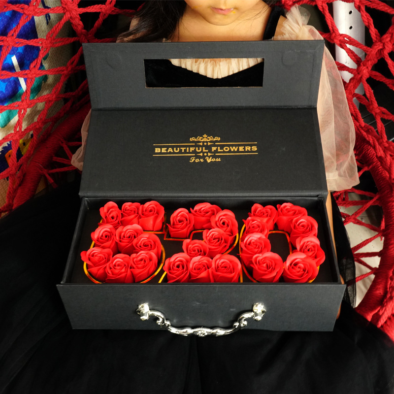 Boîte-cadeau De Fleur De Savon Rose Romantique Créative display picture 2
