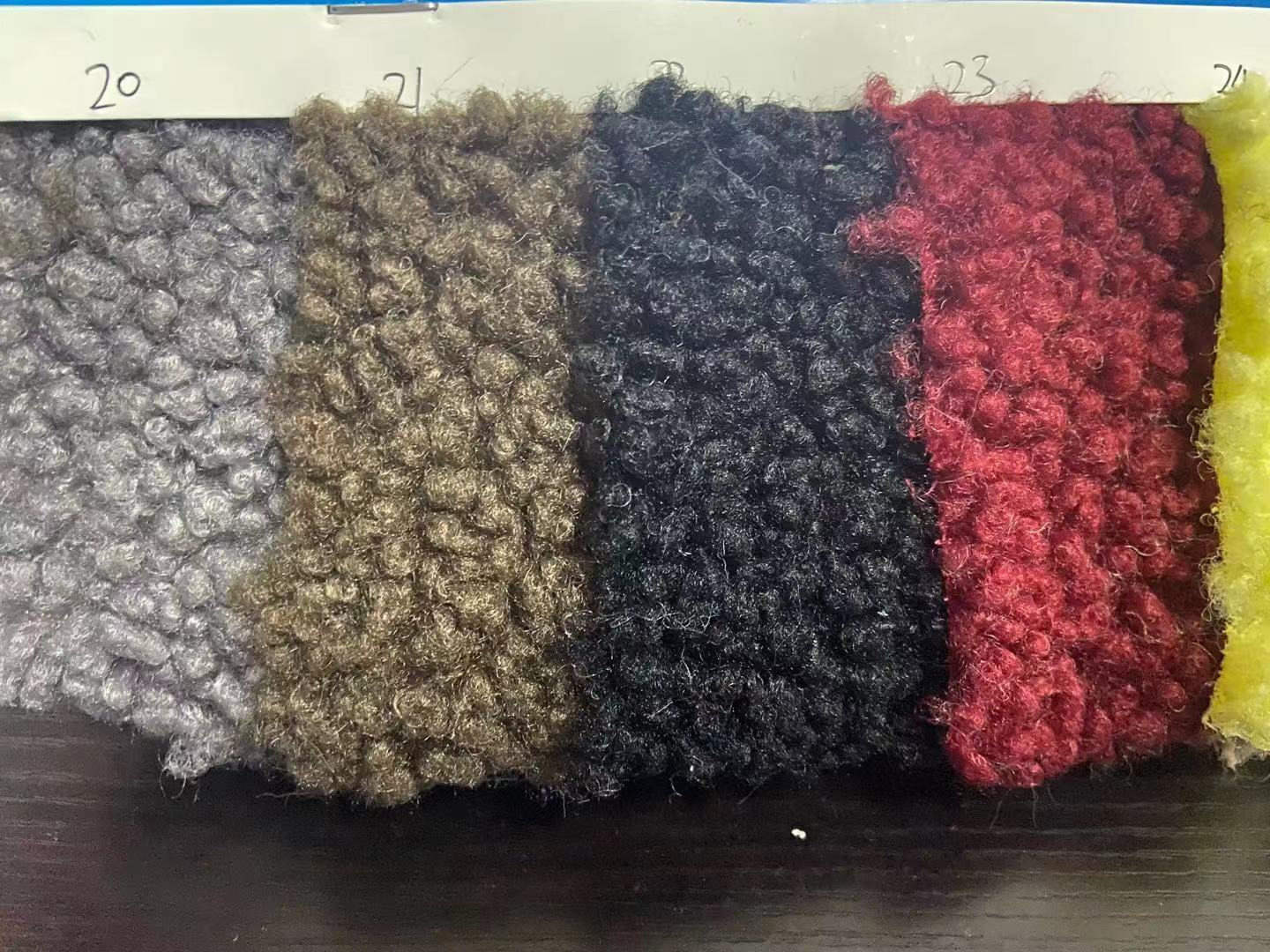En stock teñido Altai franela grande de peluche de lana de oveja rollo de lana de cordero muñeca ropa de tela de felpa