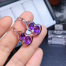 925�y�Ƕ���J����ˮ��������18K�� ��ɫ��ʯ��Ȼ�Ͼ���Ů