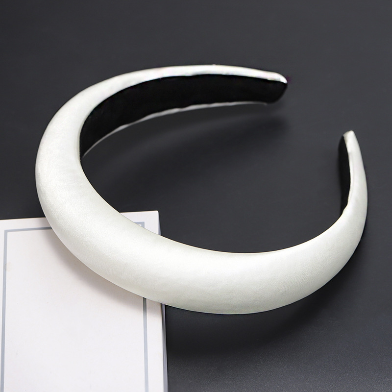 Simple Fashion Solid Color Fabric Headband display picture 11