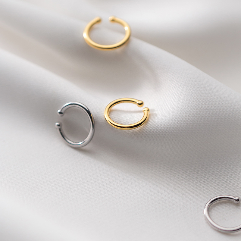 Eloch s925 orejas de plata para mujeres coreanas temperamento simple perlas de luz sin agujeros de orejas orejas orejas personales orejas G7021