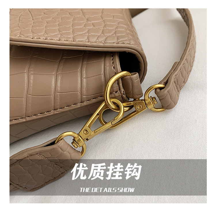 New Trendy Fashion Wild Retro One-shoulder Messenger Korean Small Square Bag For Women display picture 20