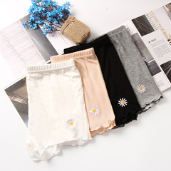 Spring and summer thin small daisy embroidered three-point leggings with ear-edge safety pants, anti-exposure leggings wholesale