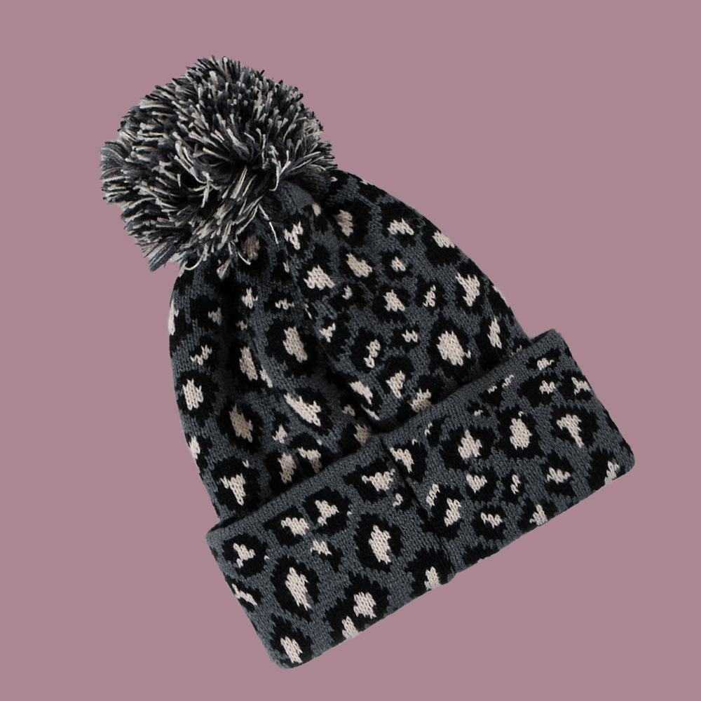 Otoño E Invierno Bola De Piel Caliente Sombrero Femenino De Punto Con Estampado De Leopardo Sombrero De Moda Coreana-muestra De La Cara De La Pequeña Pareja De Lana Gorra Todo A Juego display picture 7