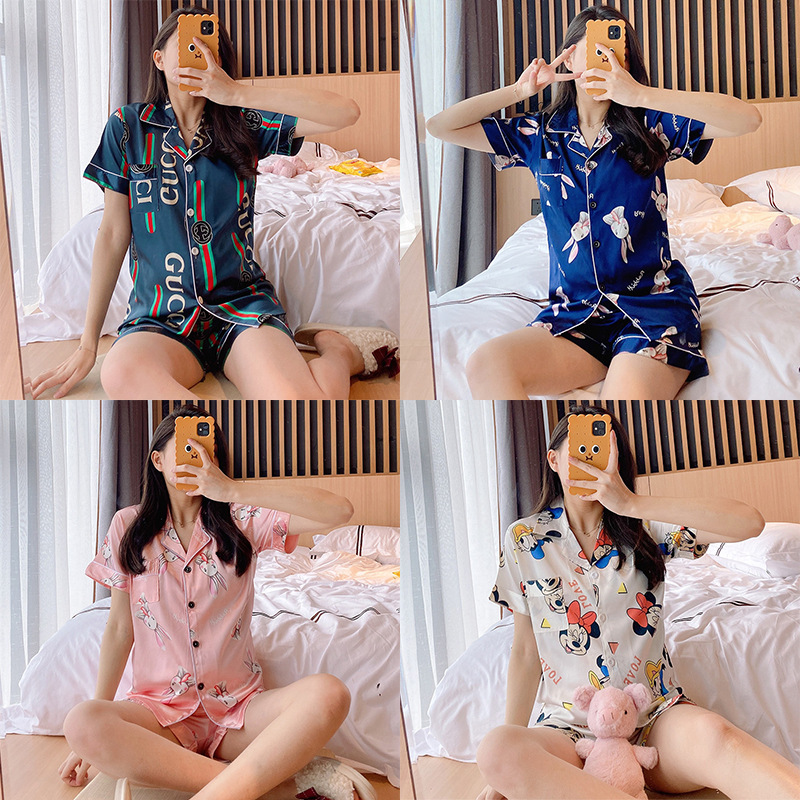 2020夏季新款仿真絲睡衣少女冰絲綢家居服卡通開衫翻領短袖女套裝