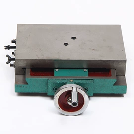 机床用虎钳;其他钳类工具;工作台