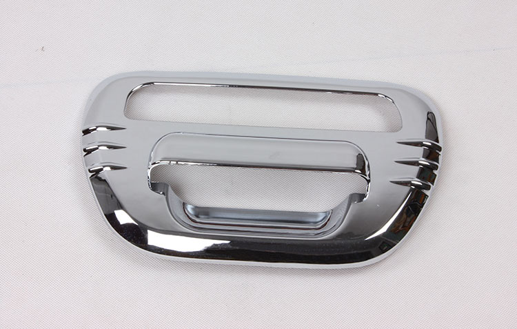 Applicable to 2006 L200/TRITON-ABS electroplating rear door bowl tail door bowl decoration parts
