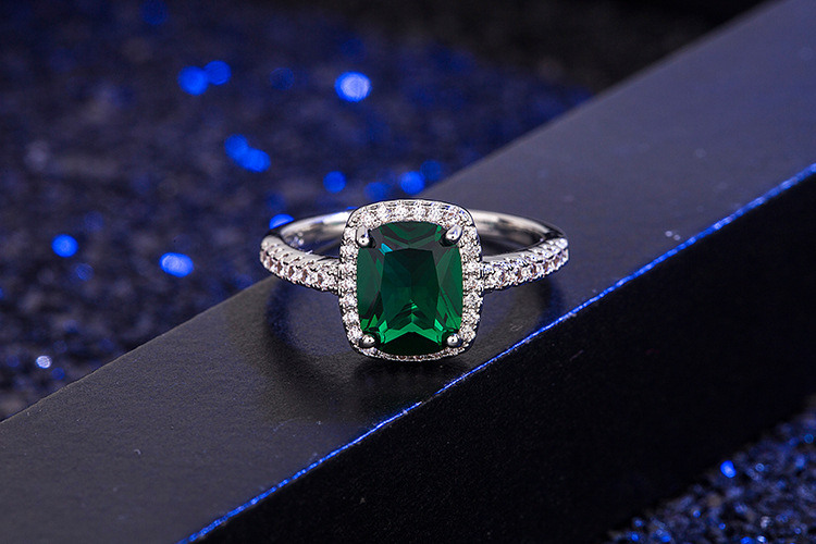 European and American classic retro diamond zircon copper ring