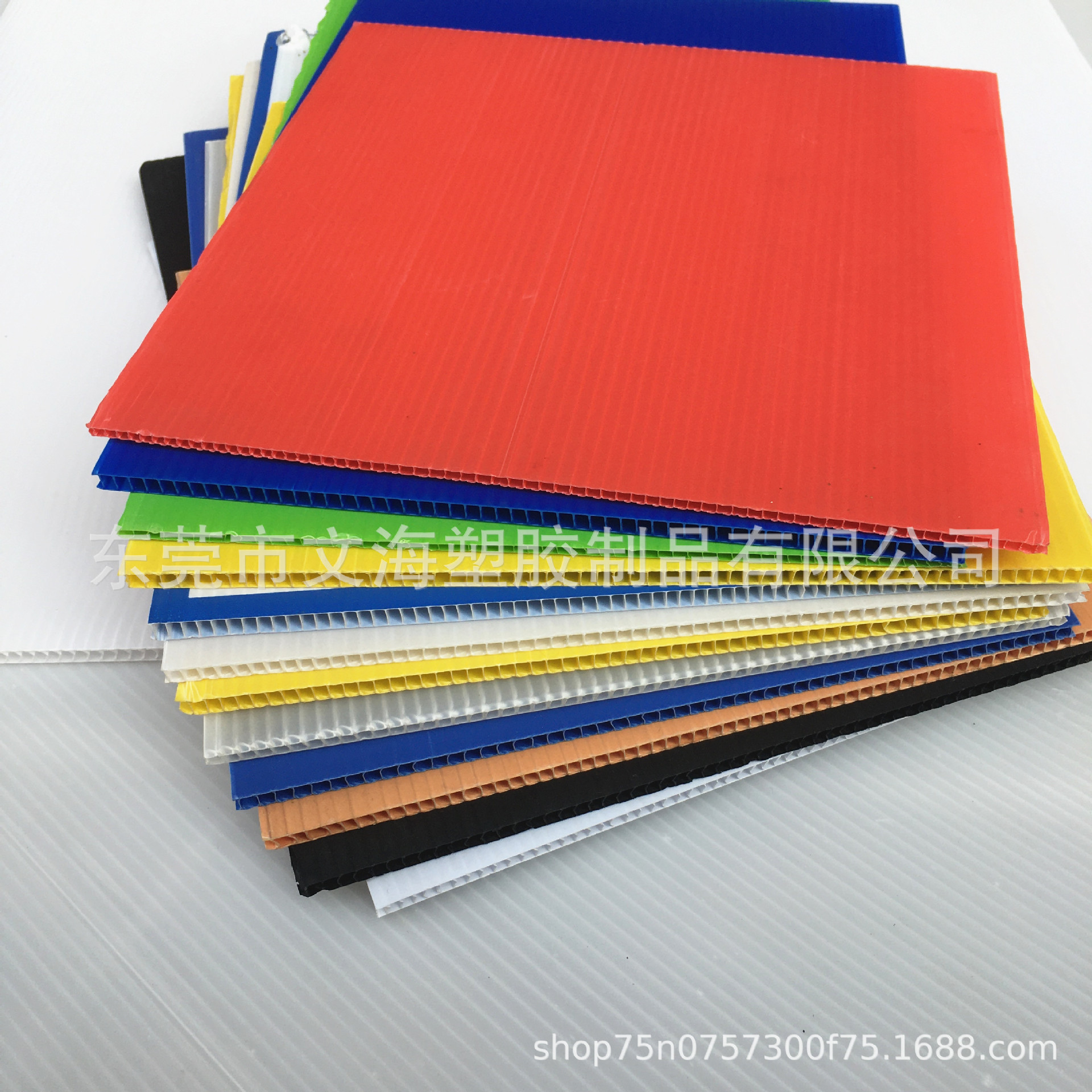 PP塑料中空板防水静电双色板 中空板刀卡加厚塑料万通板隔板 定制