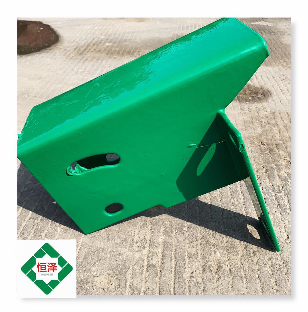 工厂直接各种规格异型防阻块  波形护栏及配件