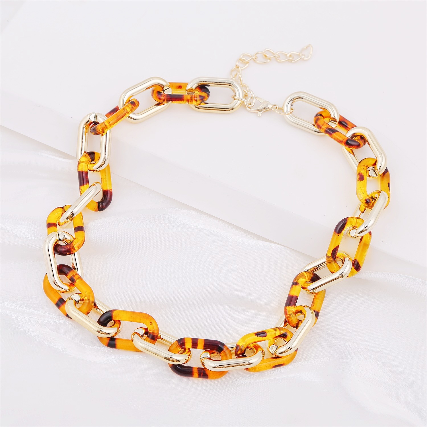 Fashion Multicolor Acrylic Necklace Non-fading Rock Punk Thick Chain Necklace display picture 2