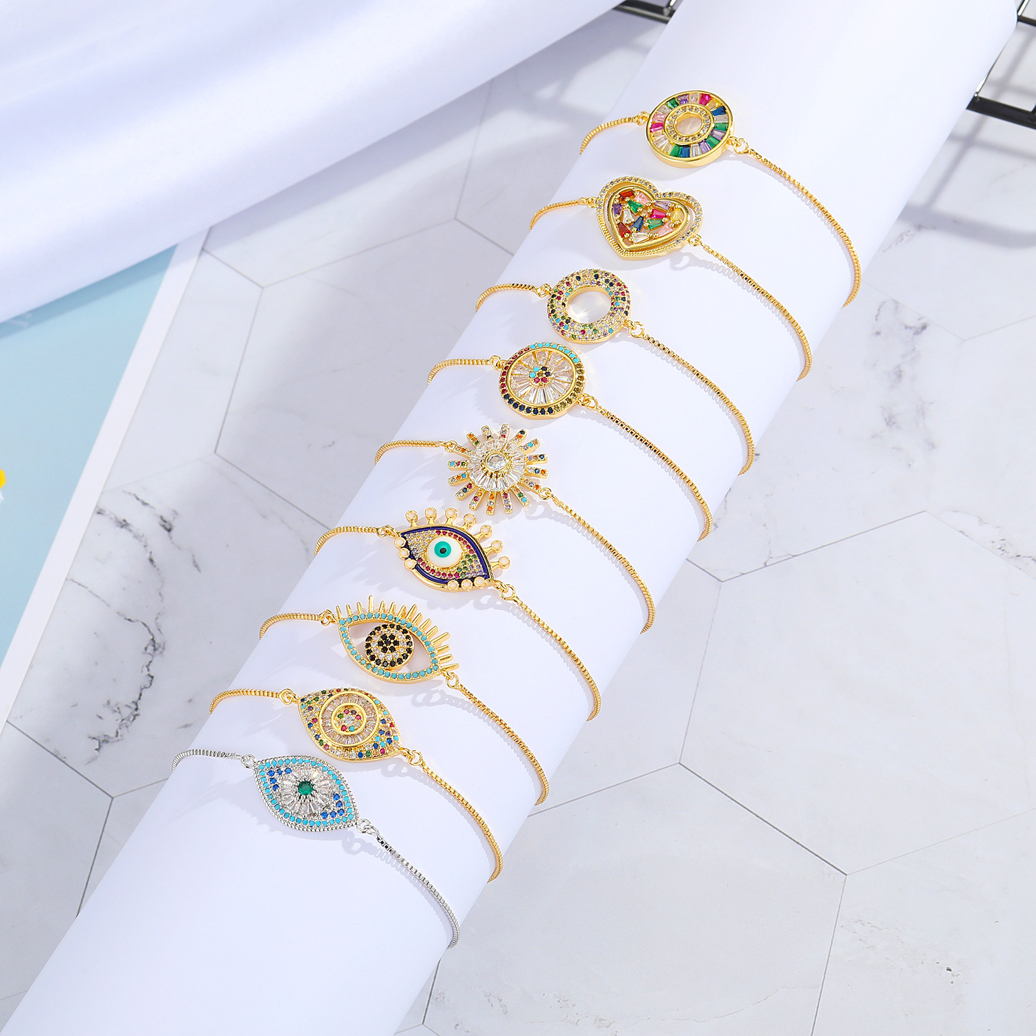 10g Weight No Inlaid Inlay Material Bracelets Classification Wedding, Travel, Birthday, Festival Occasion Alloy Material Geometric Pattern Women'S Gender White, Green Color Geometric No Inlaid Alloy Chain & Link Bracelets Wholesale 9