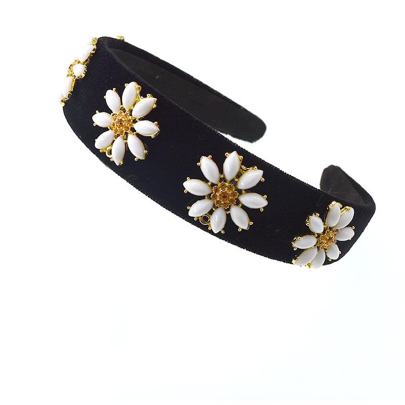 New Korean  Pearl Alloy Flower Headband display picture 1