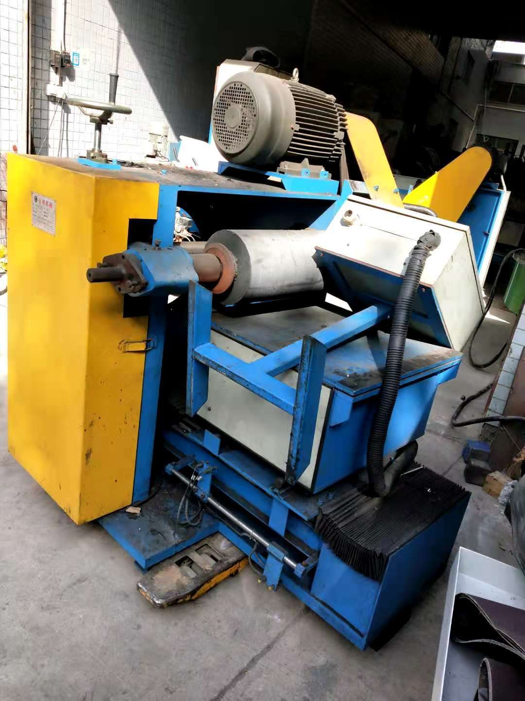 出售二手全自动抛光机平面抛光机转盘抛光机除锈各种材质抛光