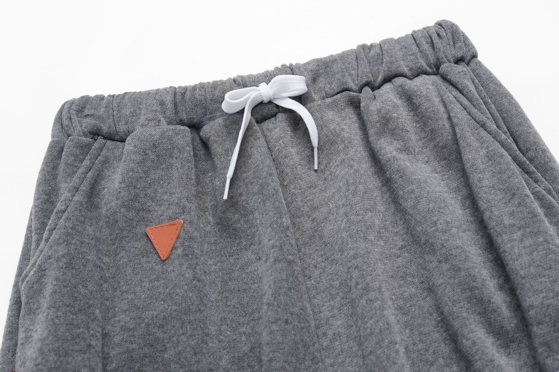 9531#2019 European American Women's Clothing Autumn And Winter Hot-selling New Fleece Fashion Leather Patch Casual_ecoleips.com