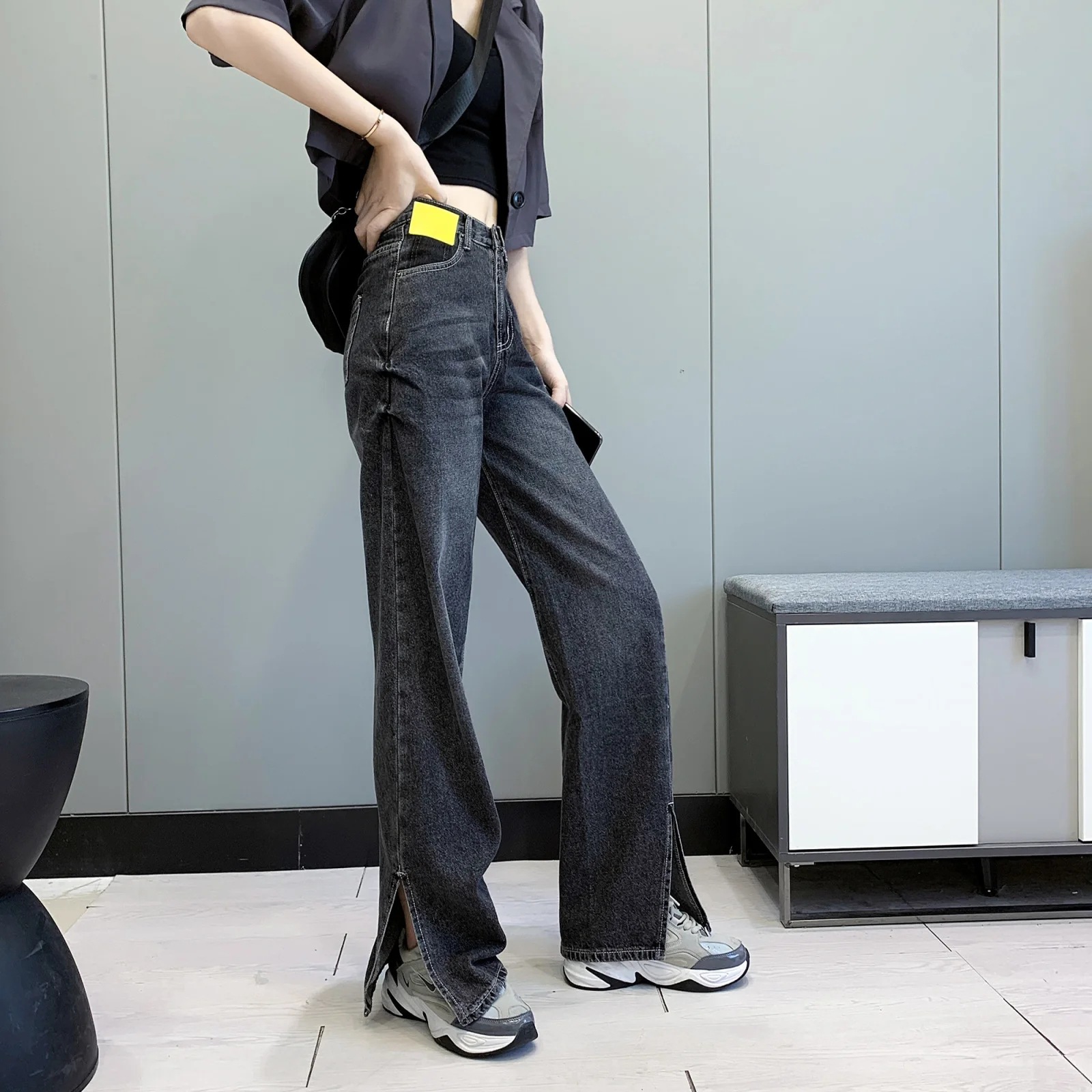 high-waist split hem jeans  NSAC21962