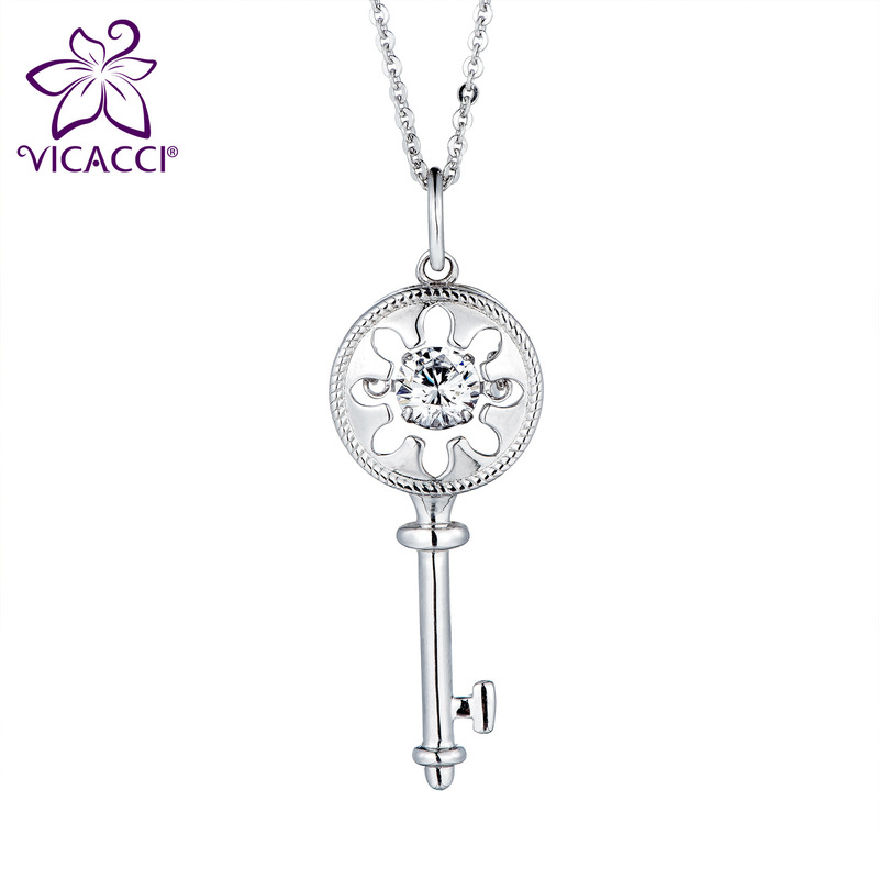 925 Silver Heart Lucky Key Core Moving Necklace Uses Swarovski Crystal Elements