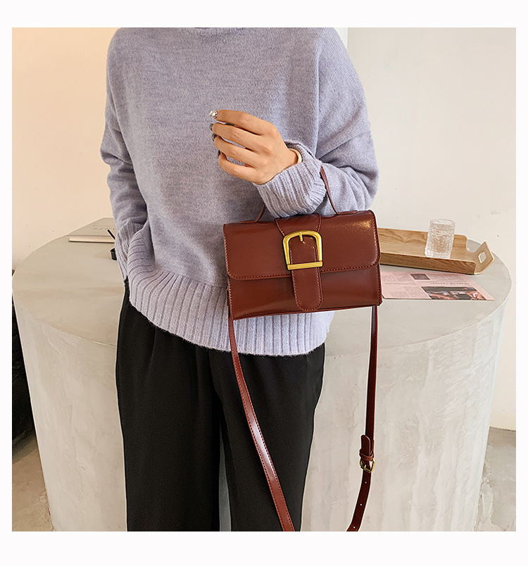 Simple Portable Small New Trendy Fashion Retro Single Shoulder Messenger Bag display picture 18