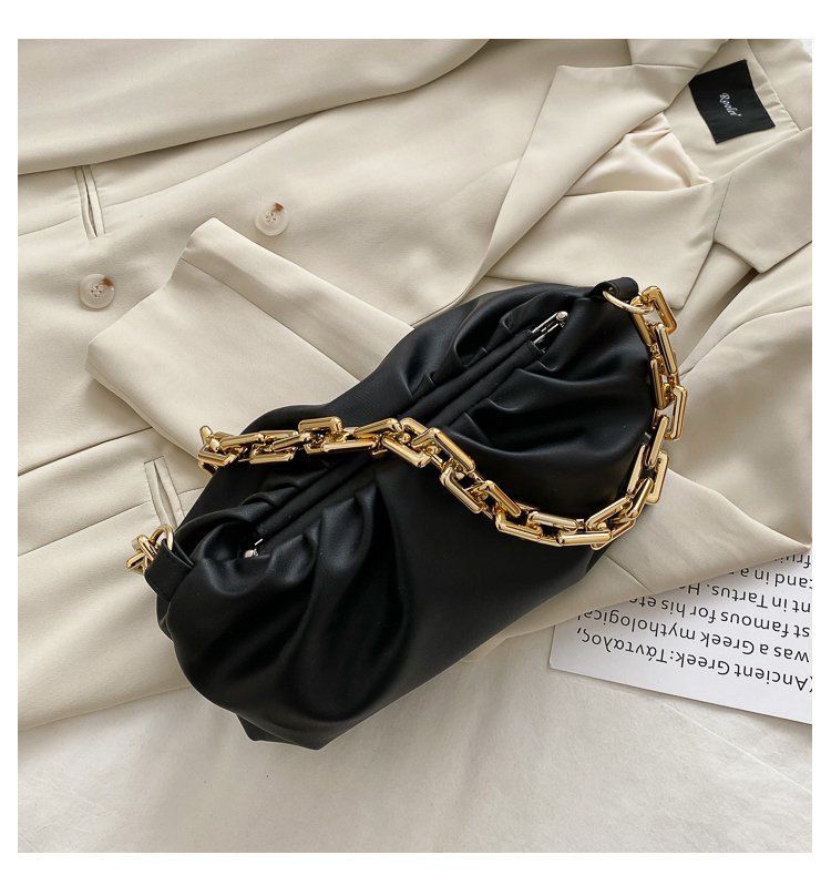 Women's Medium Pu Leather Solid Color Streetwear Cloud Shape Lock Clasp Underarm Bag display picture 3