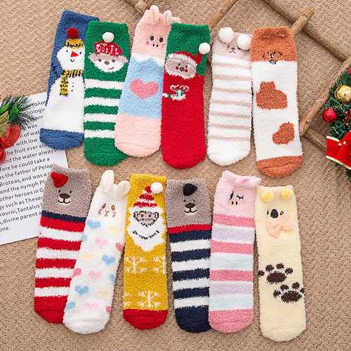 Cross-border Amazon coral velvet Christmas socks three-dimensional cartoon pattern old man elk socks wholesale floor socks sleep